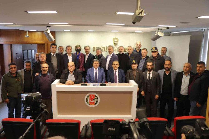 Denizli’de Stk’lar Devletin Ve Türk Silahlı Kuvvetlerinin Yanında Olduğunu Bildirdi