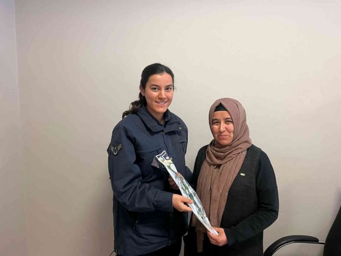 Jandarmadan Çallı Öğretmenlere 24 Kasım Sürprizi