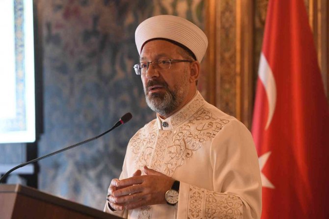 Diyanet İ̇şleri Başkanı Erbaş’tan Memur Açıklaması: "Önce Akademide Eğitime Alacağız"