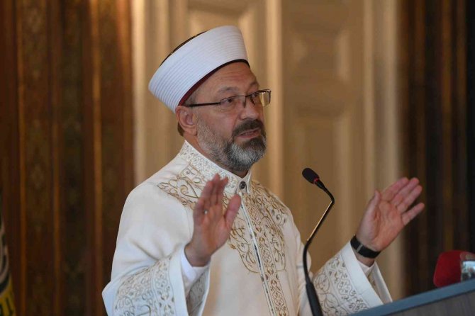 Diyanet İ̇şleri Başkanı Erbaş’tan Memur Açıklaması: "Önce Akademide Eğitime Alacağız"