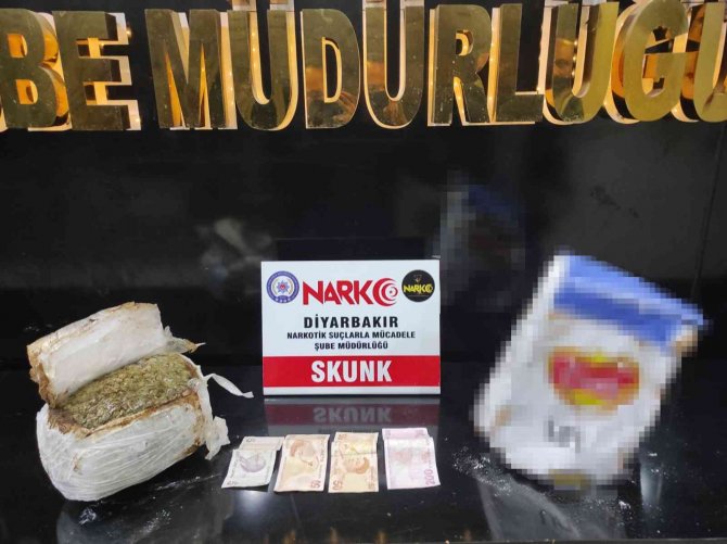 Diyarbakır’da 44 Kilo 263 Gram Uyuşturucu Ele Geçirildi: 8 Zanlı Tutuklandı