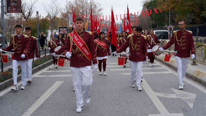 Trakya’da Öğretmenler Günü Törenlerle Kutlandı
