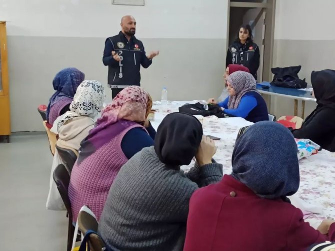 Halk Eğitim Merkezi’nde Kurs Gören Kadınlara Uyuşturucu Bağımlılığı Anlatıldı