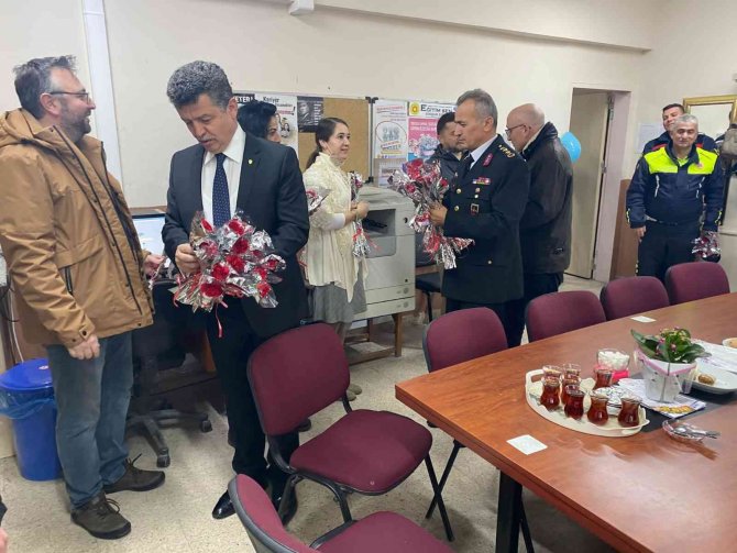 İ̇l Jandarma Komutanı Ve Emniyet Müdürü 24 Kasım’da Okulları Gezdi