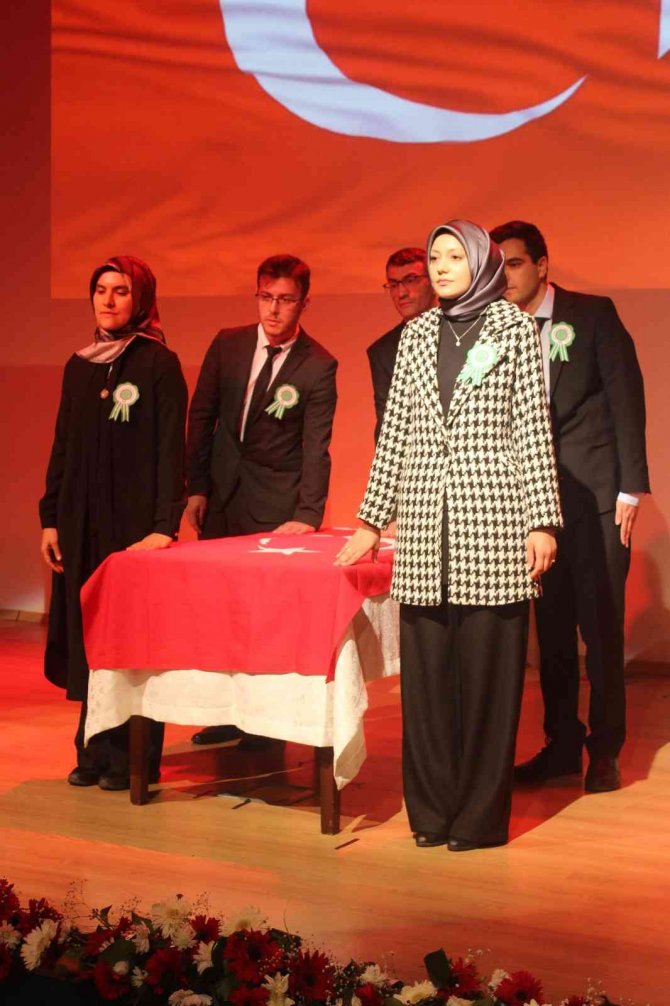 Giresun’da Aday Öğretmenler Yemin Etti