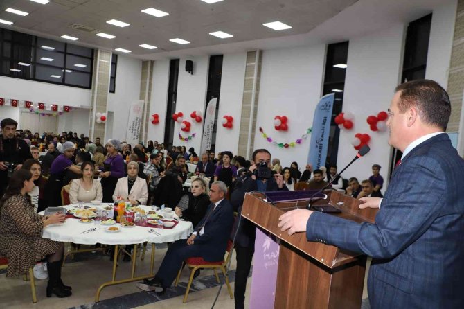 Vali Akbıyık: “600 Öğretmenimizi Avrupa’ya Gönderdik”