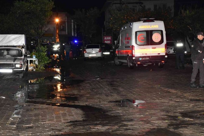İ̇zmir’de Sokak Ortasında Çifte Cinayet