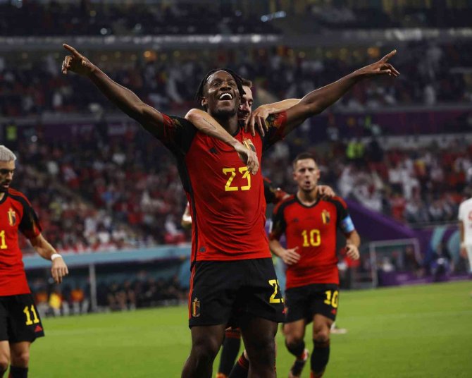 Belçika, Batshuayi İle Güldü