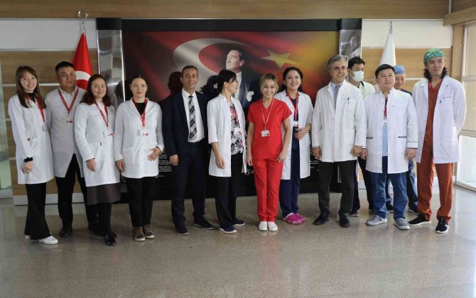 Anadolu’ya Kazak Doktor Desteği