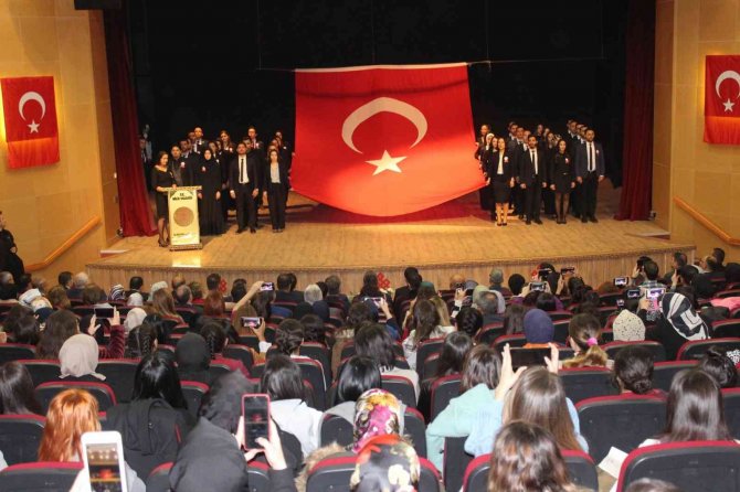 Kilis’te Öğretmenler Günü Kutlandı