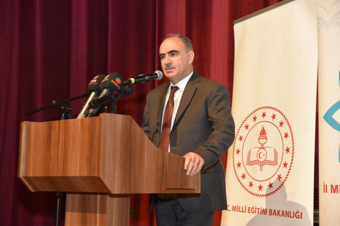 Konya’da Öğretmenler Günü Çeşitli Etkinliklerle Kutlandı