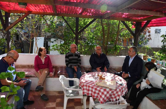 Asırlık Melek Öğretmene Anlamlı Ziyaret