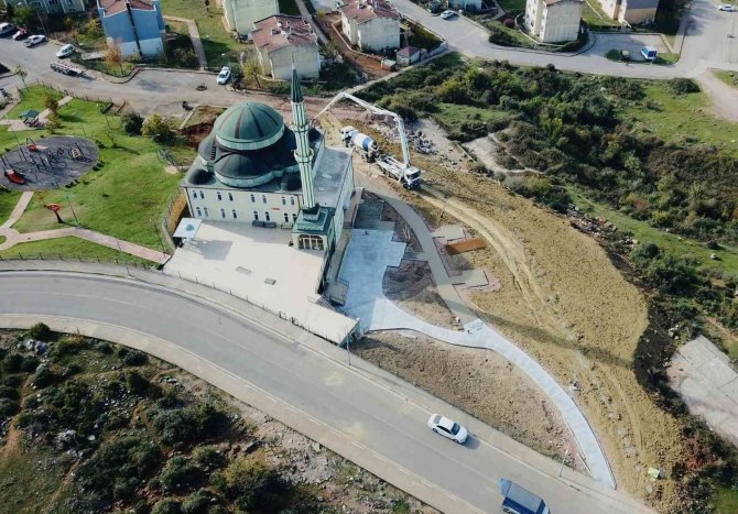 17 Ağustos Cami’nin Çehresi Yeşille Buluşuyor
