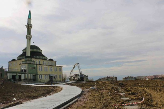 17 Ağustos Cami’nin Çehresi Yeşille Buluşuyor
