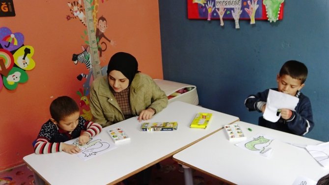 Batılı Öğretmenlerden Doğuda Fedakarlık Örneği