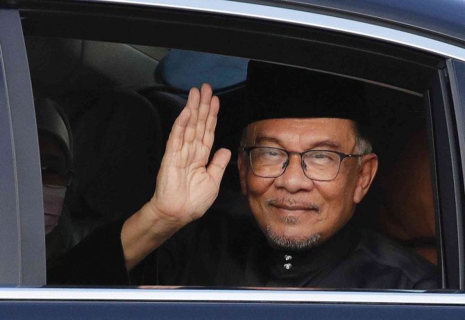 Malezya Kralı Abdullah Şah, Hükümeti Kurma Görevini İ̇brahim’e Verdi