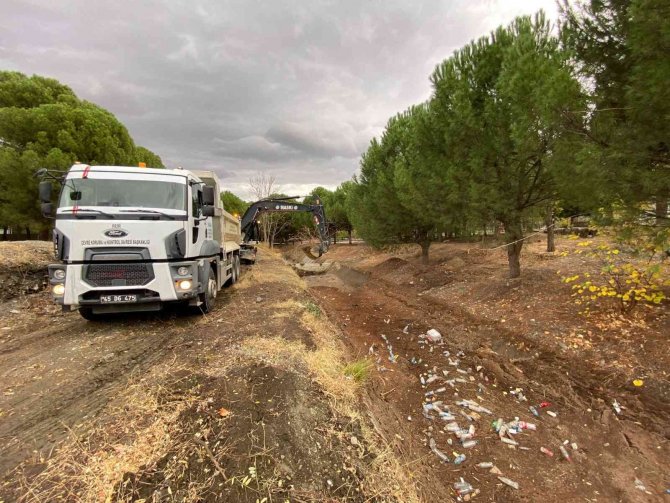 Dere Islah Ve Temizlik Çalışmalarına Tam Not