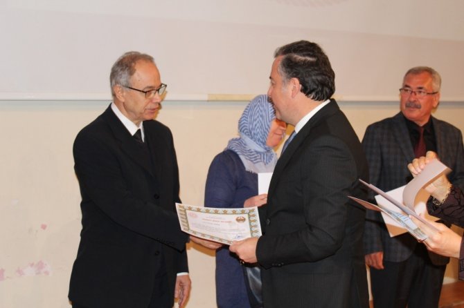 Turgutlu’da 24 Kasım Öğretmenler Günü Törenlerle Kutlandı