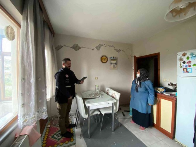 Deprem Yaraları El Birliği İle Sarılıyor