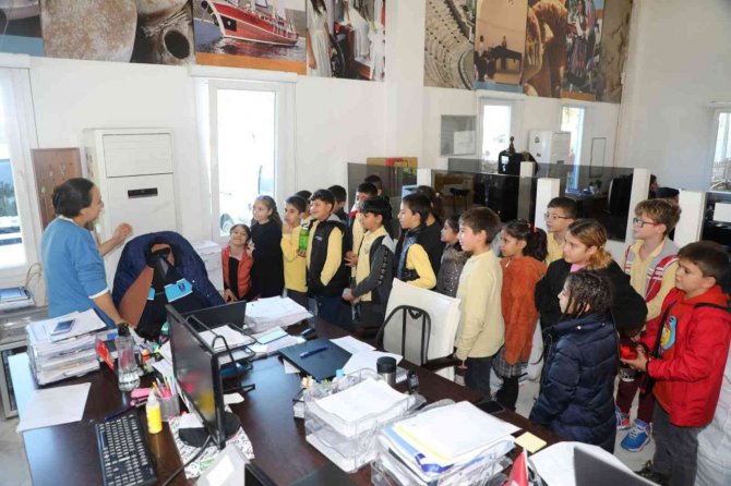 Minik Öğrencilerden Anlamlı Destek