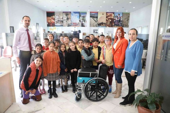 Minik Öğrencilerden Anlamlı Destek