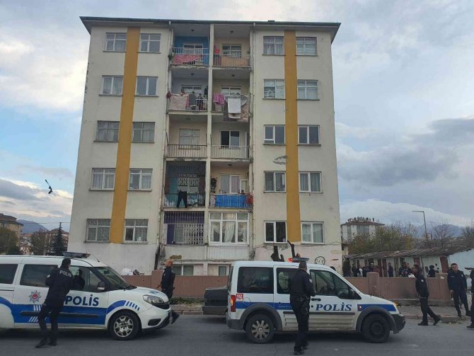Pompalı Tüfek İle Dehşet Saçtı: 3 Yaralı