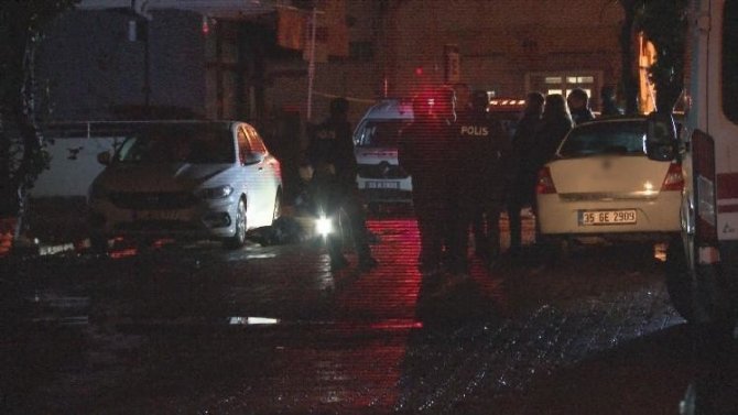 İ̇zmir’de 2 Kişinin Öldürüldüğü Olayın Sebebi 2 Yıl Önceki Cinayet Çıktı