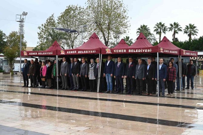 Kemer’de Öğretmenler Unutulmadı