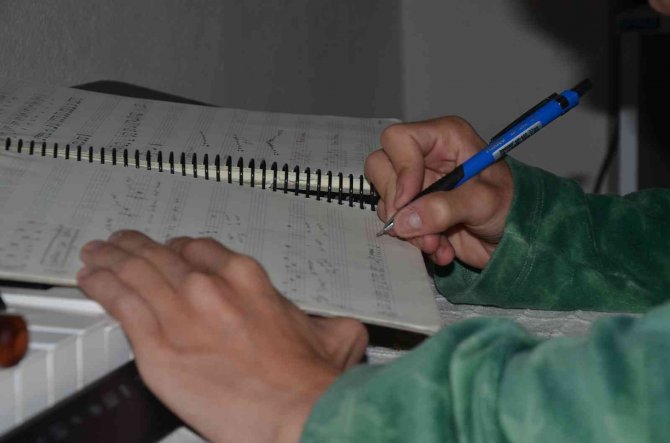 En Büyük Hayali Öğretmen Olmak