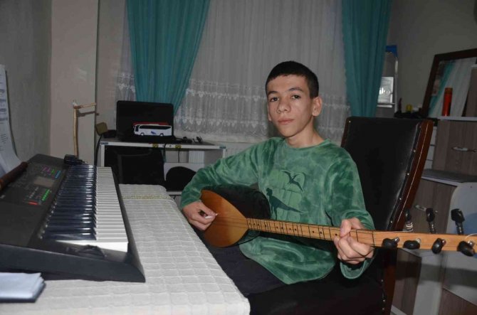 En Büyük Hayali Öğretmen Olmak