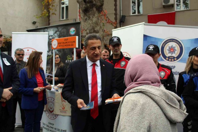 Sinop’ta Kadına Yönelik Şiddete Dikkat Çekmek İçin Stant Açıldı