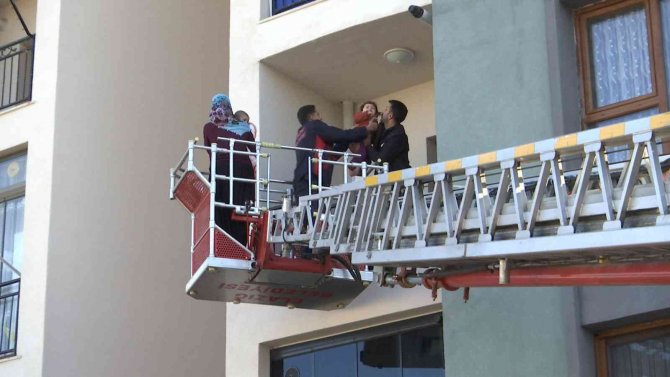 ’’Pişmiş Tavuğun’’ Başına Gelmeyen Olay Onun Başına Geldi: Evde Mahsur Kaldığı İçin İşinden Kovuldu