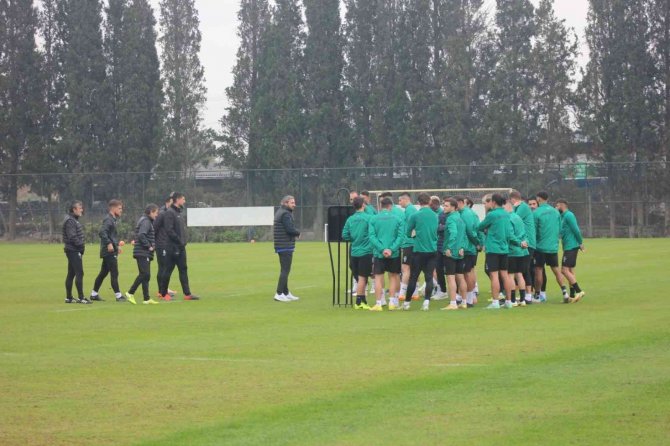 Sakaryaspor, Boluspor Hazırlıklarını Sürdürdü