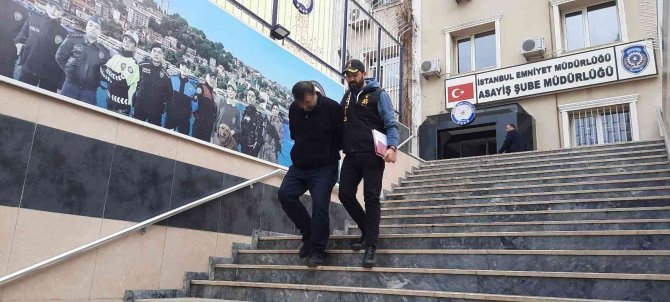 Fatih’te 600 Bin Lira Değerindeki Gümüş Hırsızlığı Kamerada