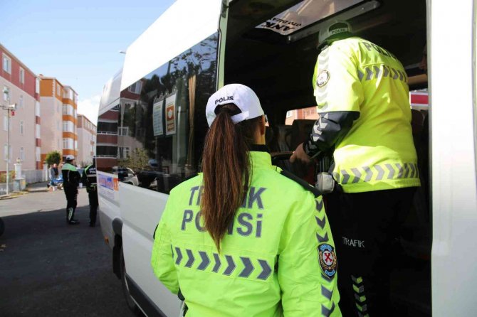 Okul Servisleri Denetleniyor: Kural İhlaline Geçit Yok