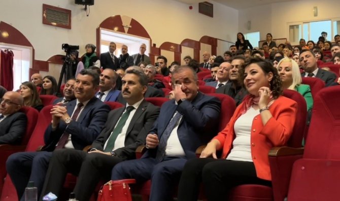 Sürpriz Ekrana Yansıdı, Vali Gözyaşlarını Tutamadı