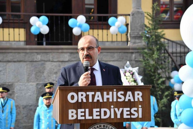 Trabzon’un İlk Gençlik Kütüphanesi Açıldı