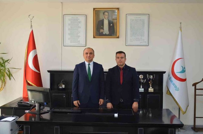 Uşak Eğitim Araştırma Hastanesi Başhekimliğine Doç. Dr. İ̇smail Kaya Getirildi