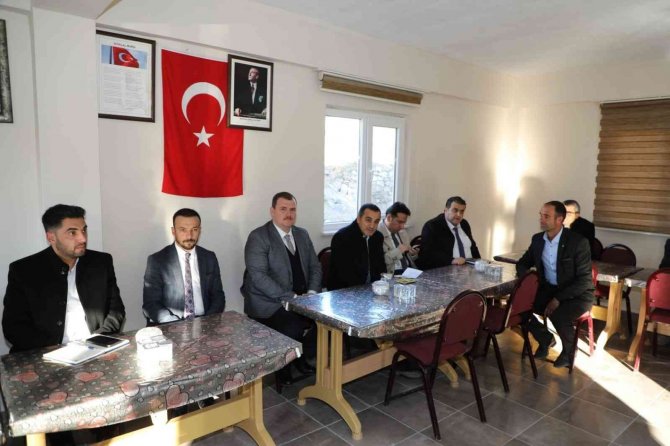 Vali Öksüz, Köylerde İncelemelerde Bulundu