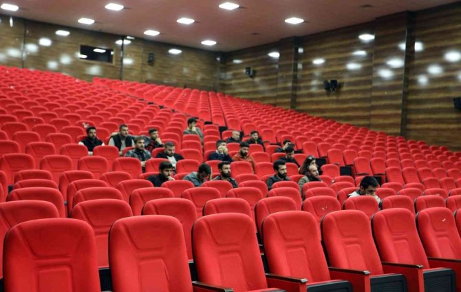 Van Büyükşehir Belediyesinin Alacağı Mevsimlik İşçilerin Kurası Çekildi
