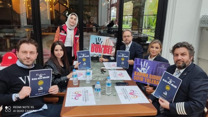 Kadına Yönelik Şiddete Dikkat Çektiler