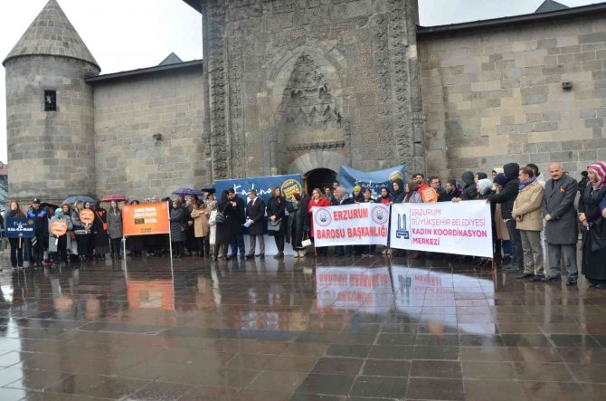 Erzurum’da 25 Kasım Kadına Yönelik Şiddete Karşı Uluslararası Mücadele Günü Etkinlikleri