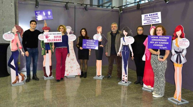 Zbeü’de Sergi İle Kadına Yönelik Şiddet Farkındalığı Oluşturdular