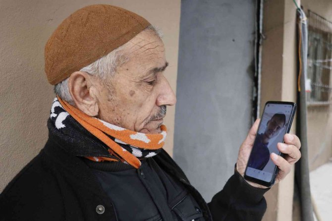 Kayıp Oğlunu Arayan Baba: "Ölüsünü Ya Da Dirisini Bulana 5 Bin Tl Vereceğim"