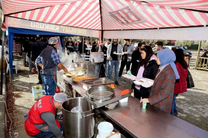 Eğitim Fakültesi Akademik Kadrosu İle Geleceğin Öğretmenleri Bir Araya Geldi