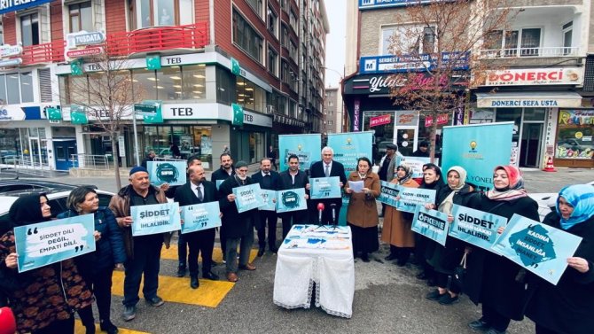 Ak Parti Kadın Kollarından ‘Kadına Yönelik Şiddetle Mücadele Günü’ Basın Açıklaması