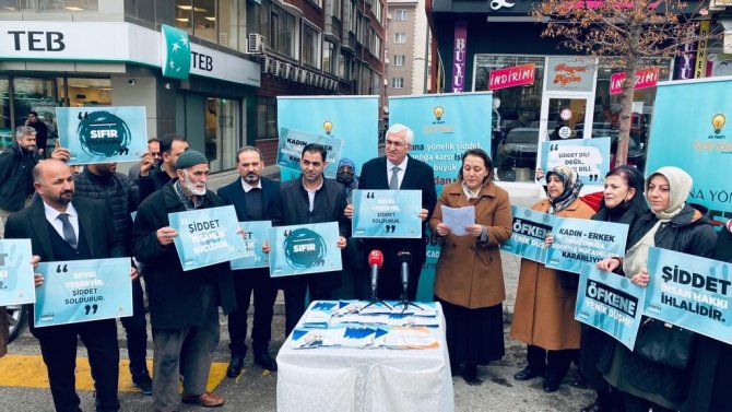 Ak Parti Kadın Kollarından ‘Kadına Yönelik Şiddetle Mücadele Günü’ Basın Açıklaması