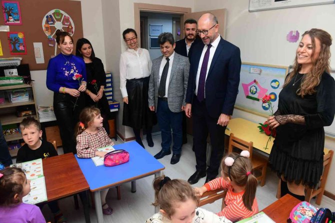 Rektör Erdal Lise Öğretmenleriyle Bir Araya Geldi