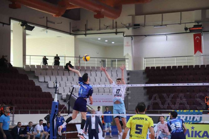 Axa Sigorta Efeler Ligi: Hatay Büyükşehir Belediyespor: 1 - Fenerbahçe Hdı Sigorta: 3