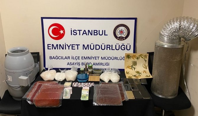 Bağcılar’da 2 Adrese Uyuşturucu Baskını: 6 Gözaltı